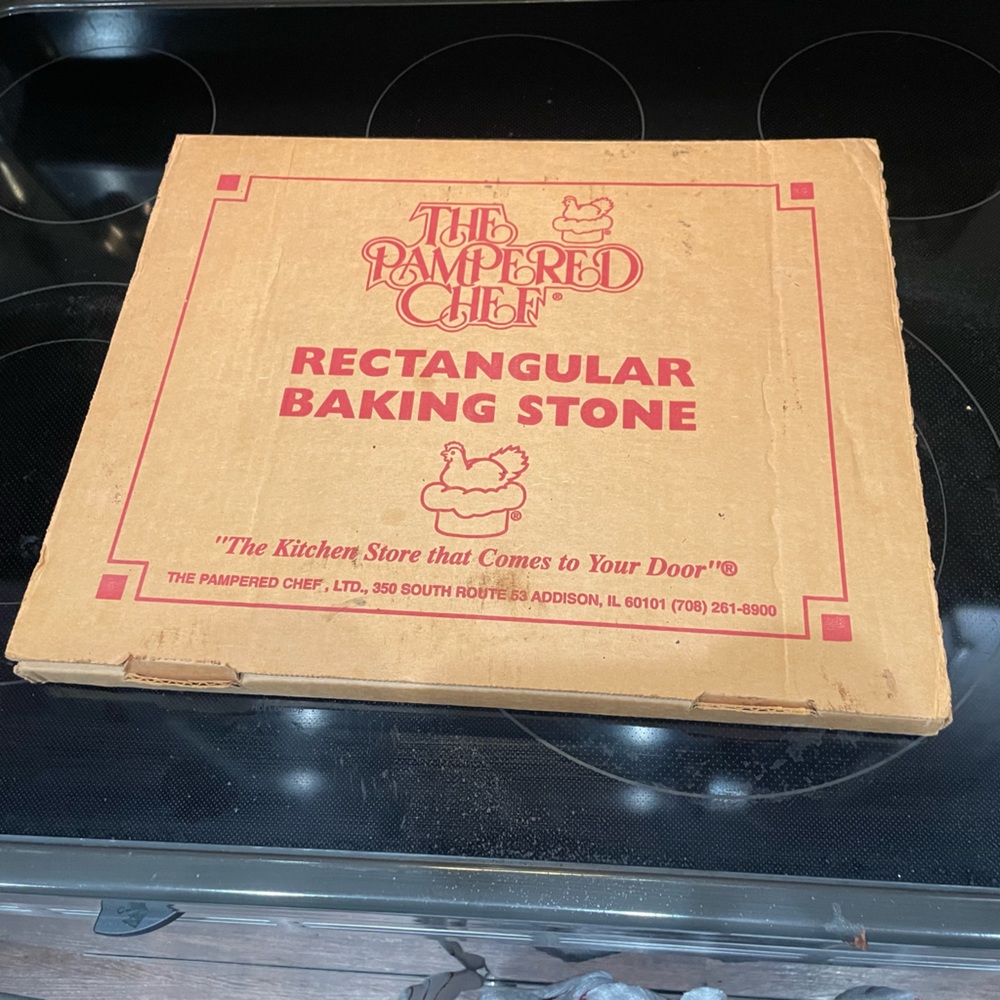 Pampered Chef Baking Stome